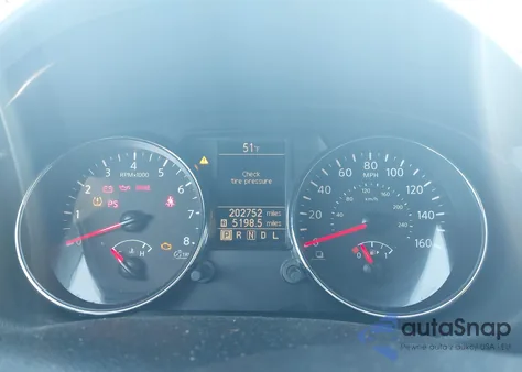 2015 Nissan Rogue Select S z USA, uszkodzony, nr VIN JN8AS5MT3FW163493